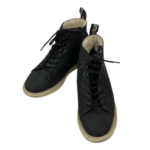 Dr. Martens LESBOOTFL Black Chukka Boots